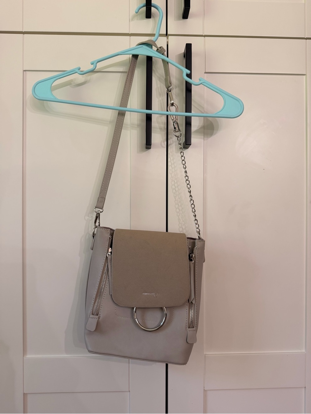 Lulu’s Taupe Crossbody Shoulder Bag with Silver Ring Detail